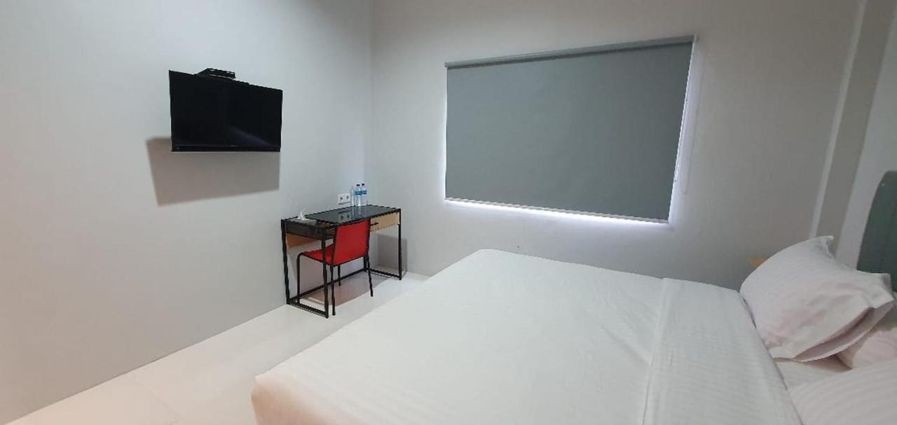 Reddoorz Plus Near Siloam Hospital Balikpapan Esterno foto