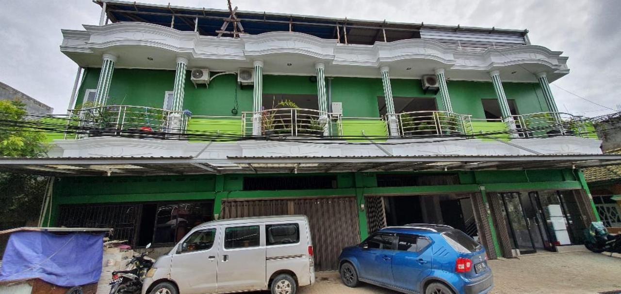 Reddoorz Plus Near Siloam Hospital Balikpapan Esterno foto