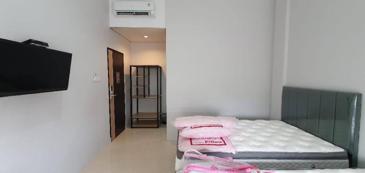 Reddoorz Plus Near Siloam Hospital Balikpapan Esterno foto