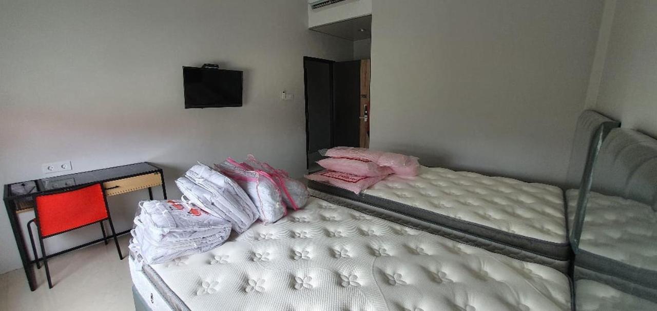 Reddoorz Plus Near Siloam Hospital Balikpapan Esterno foto