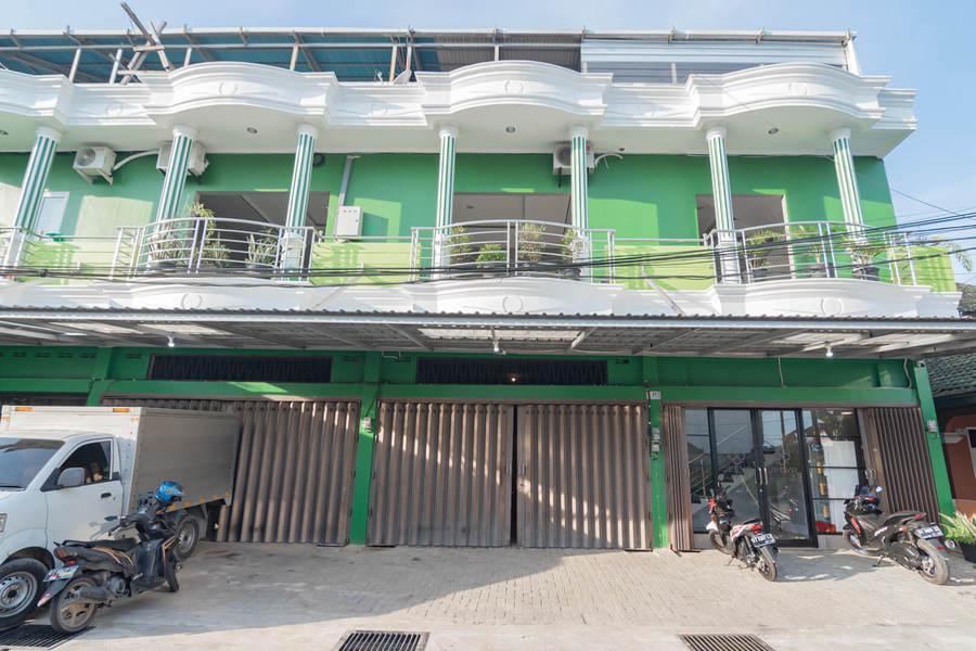 Reddoorz Plus Near Siloam Hospital Balikpapan Esterno foto
