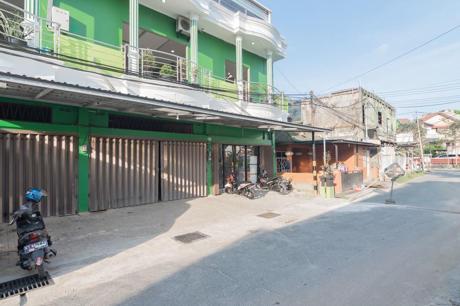 Reddoorz Plus Near Siloam Hospital Balikpapan Esterno foto